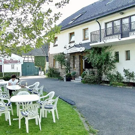 ホテル Restaurant Schmidter Bauernstube 2*