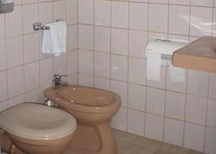 Szálloda Restaurant Schmidter Bauernstube 2*